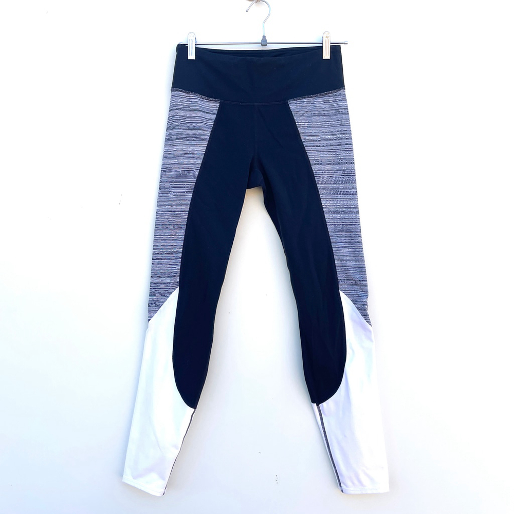 ATHLETA Chatarunga High Rise Colorblock Jacquare Athletic Tight, Medium - Picture 3 of 9